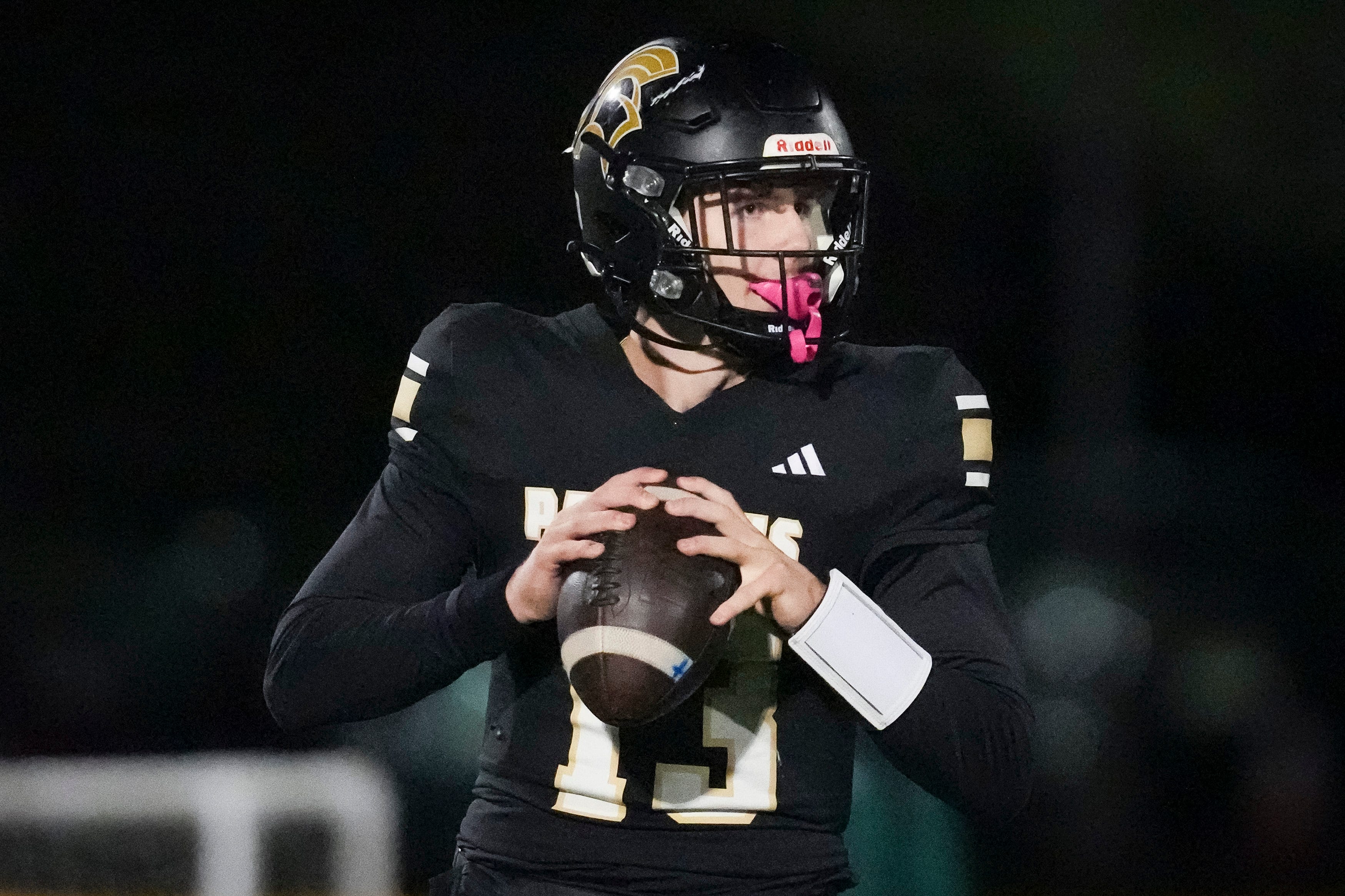 Paramus Catholic football clears major hurdle in race for No. 1 seed