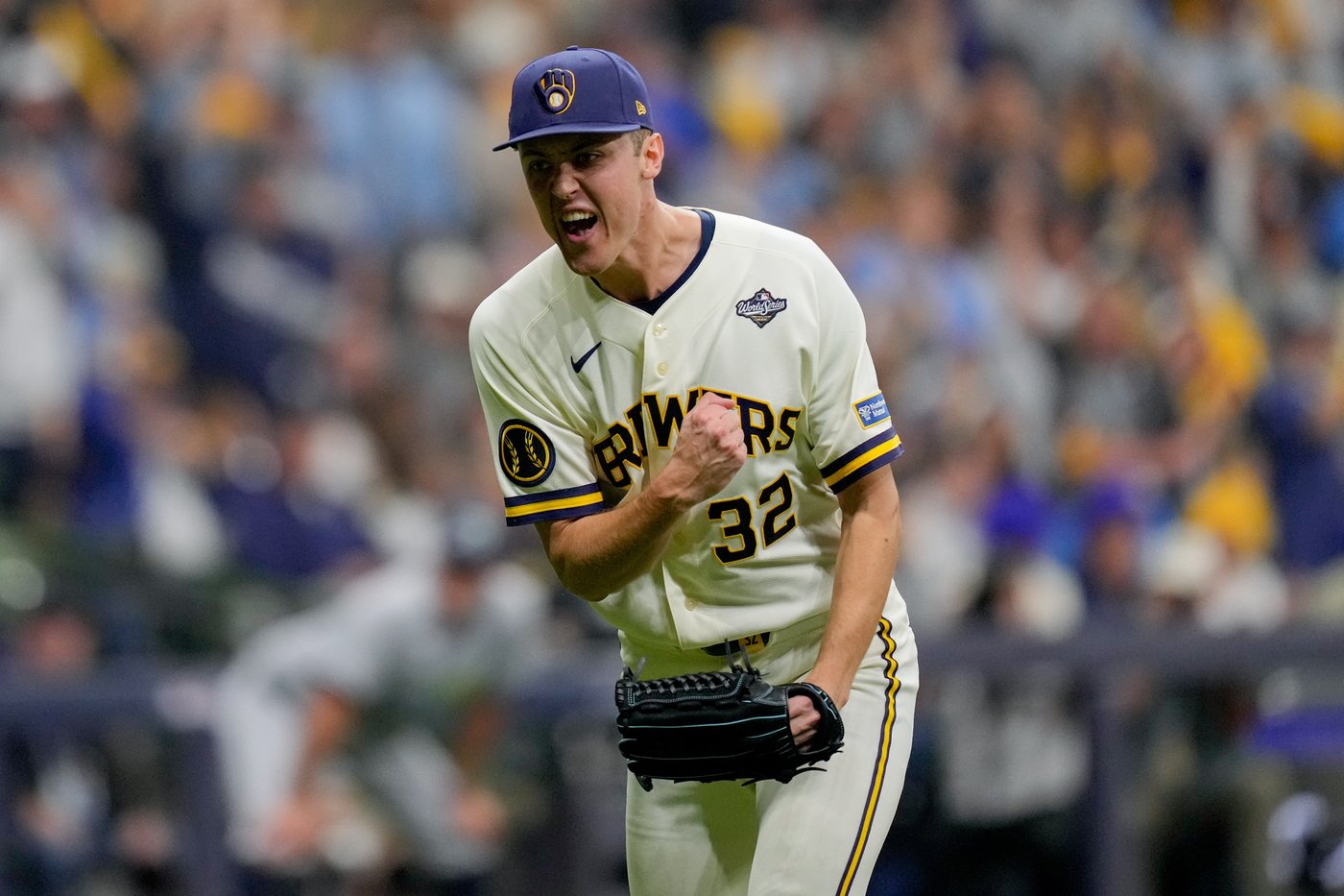 Brewers withstand Rays' comeback attempt to win 3-2 in Game 1 of World ...