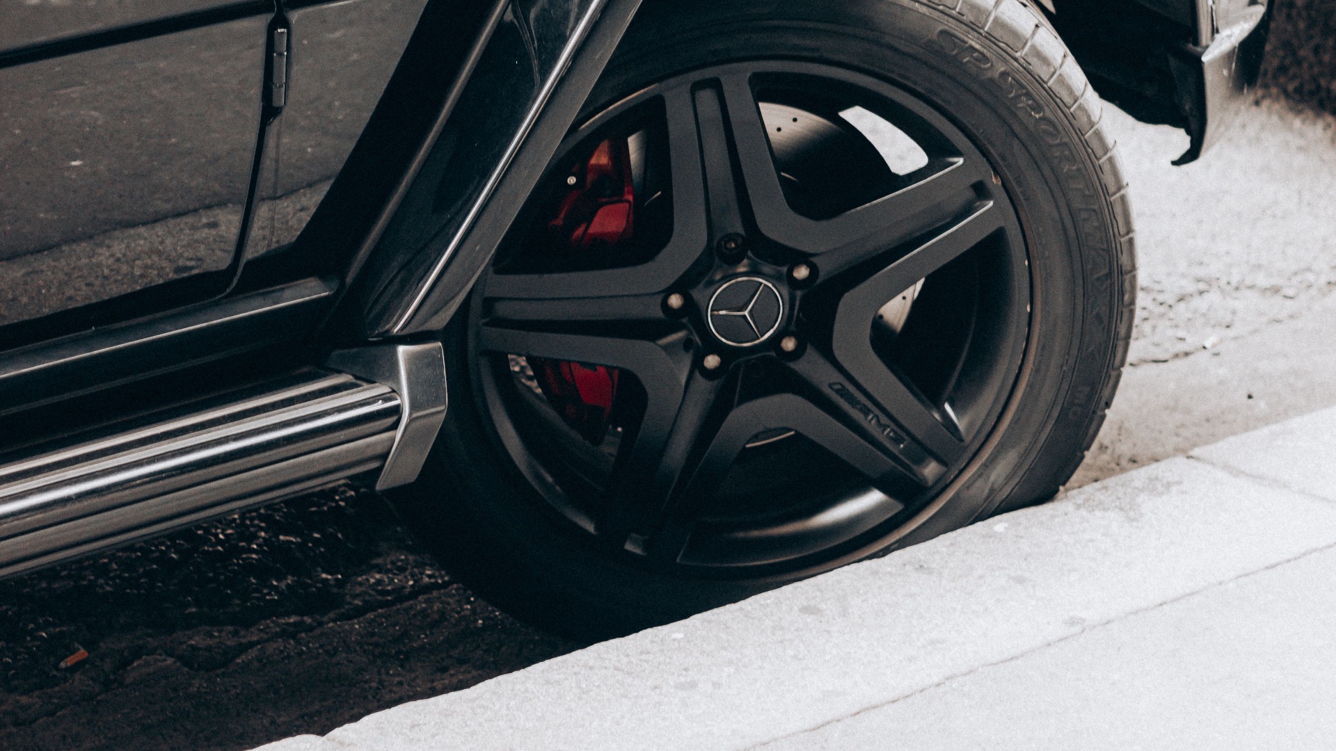 20 bad parking habits that damage your car over time