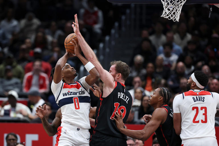 Barnes, Barrett pace stingy Raptors to a 112-102 win over the Wizards