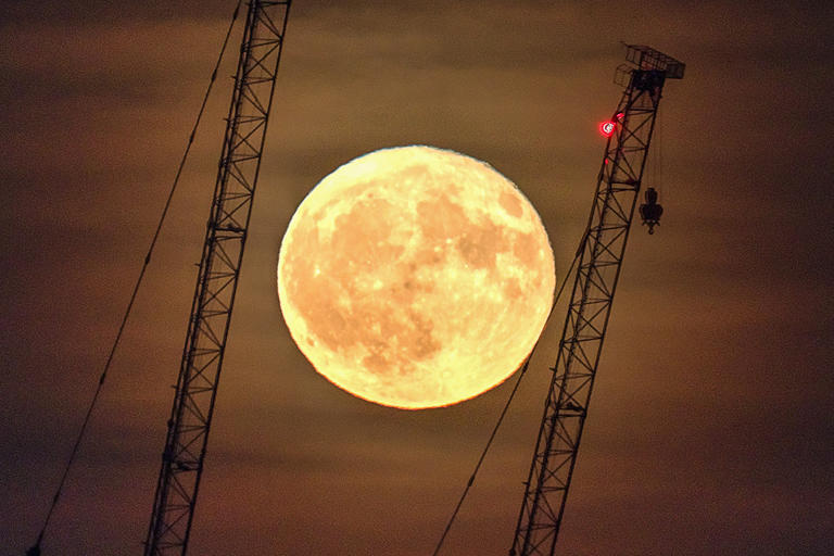 See the hunter's moon this weekend. Top tips and best reasons to see ...