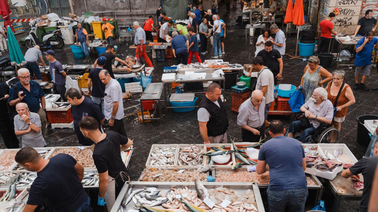 The strange yet delicious squid ink pasta that travelers will mainly ...