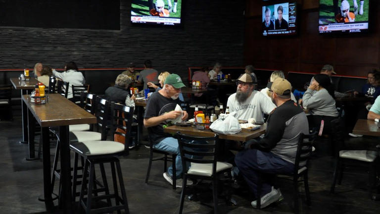 Bubba’s Kitchen & Bar expands to Weirton; owner celebrates opening 4th ...