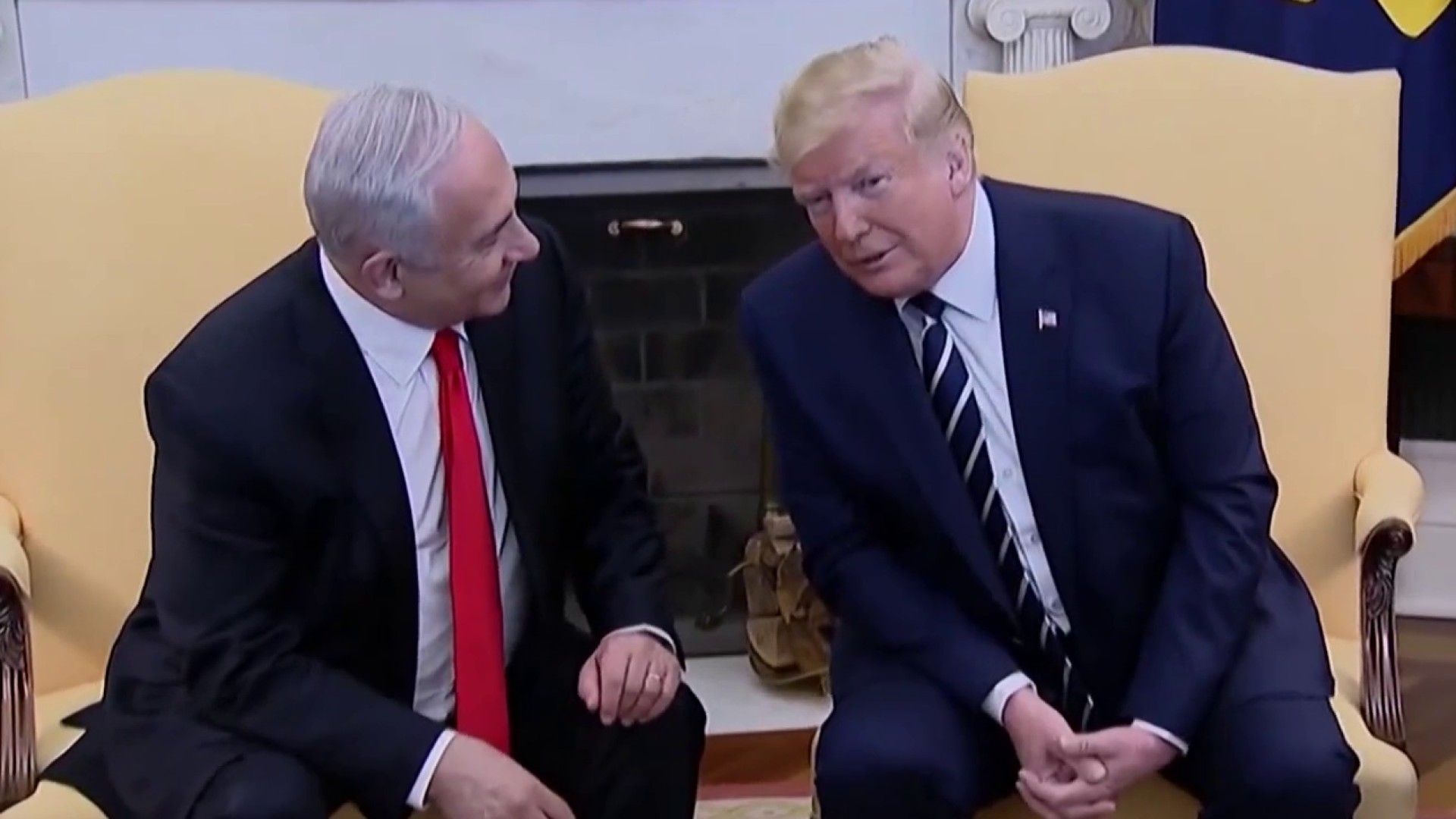 Netanyahu's leadership hangs in the balance as thousands return to ...