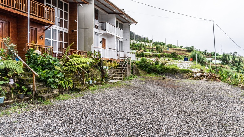 Skip long installations: Building gravel driveways is easier with a ...