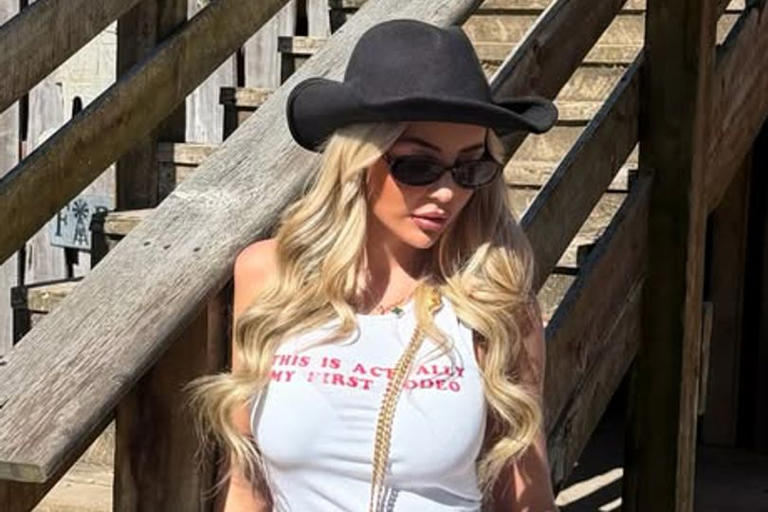 Cole Palmer's girlfriend transforms into cowgirl ahead of Tottenham clash