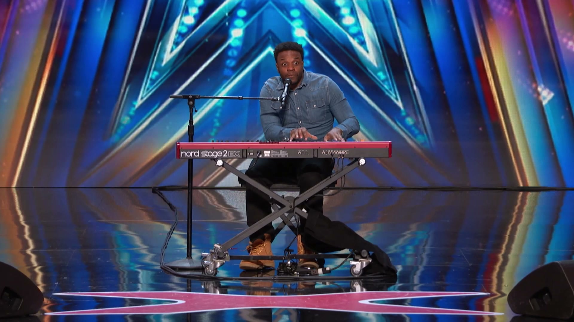 Barry Brewer Jr. - comedian and pianist