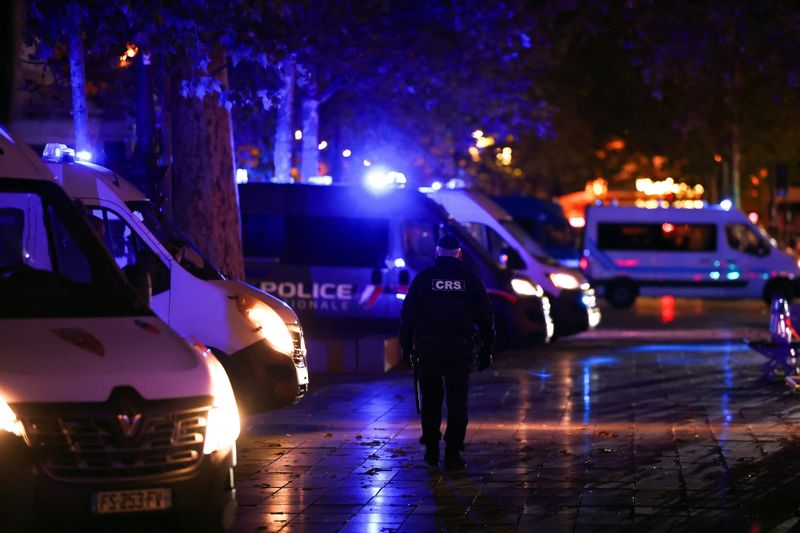 Paris shuts museums, France deploys 70,000 police officers ahead of ...