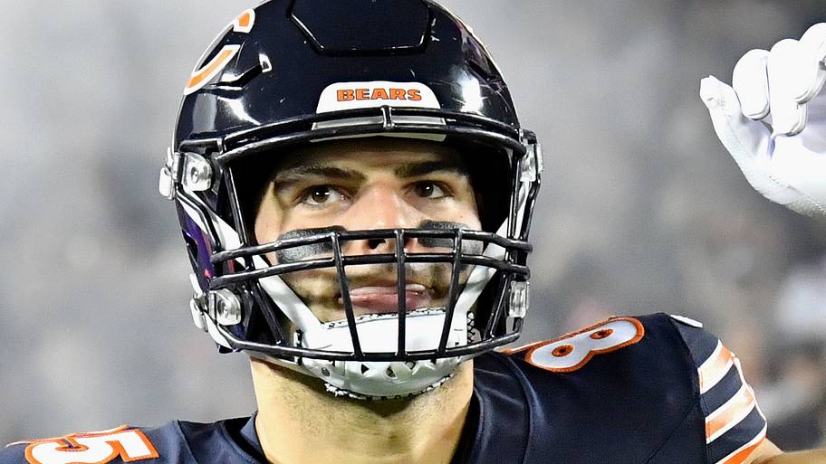 3 tight ends Bears could trade for after Cole Kmet's season-ending injury