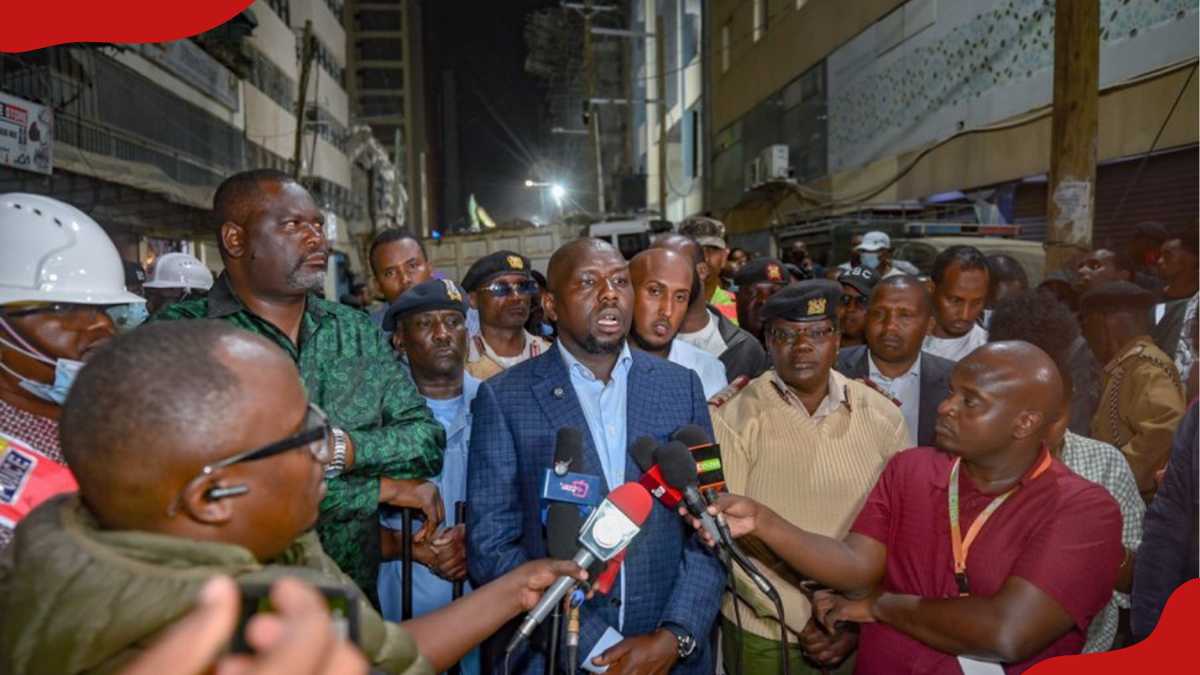 Eastleigh building collapse: 7 people missing as rescue teams search rubble