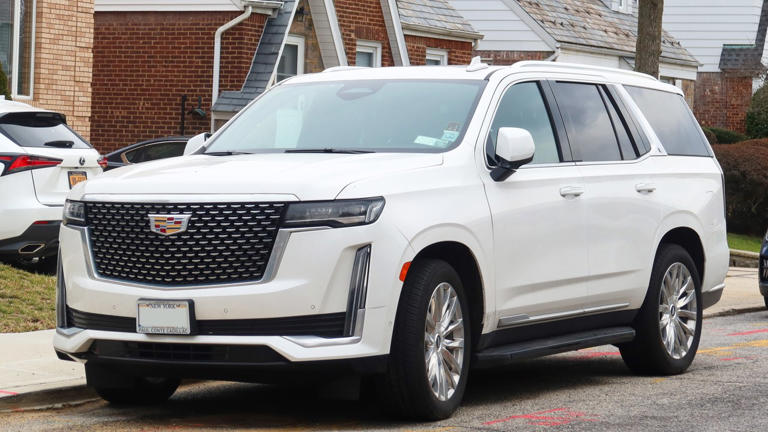Cadillac will build only 252 Escalade-V Collector Series SUVs, starting ...