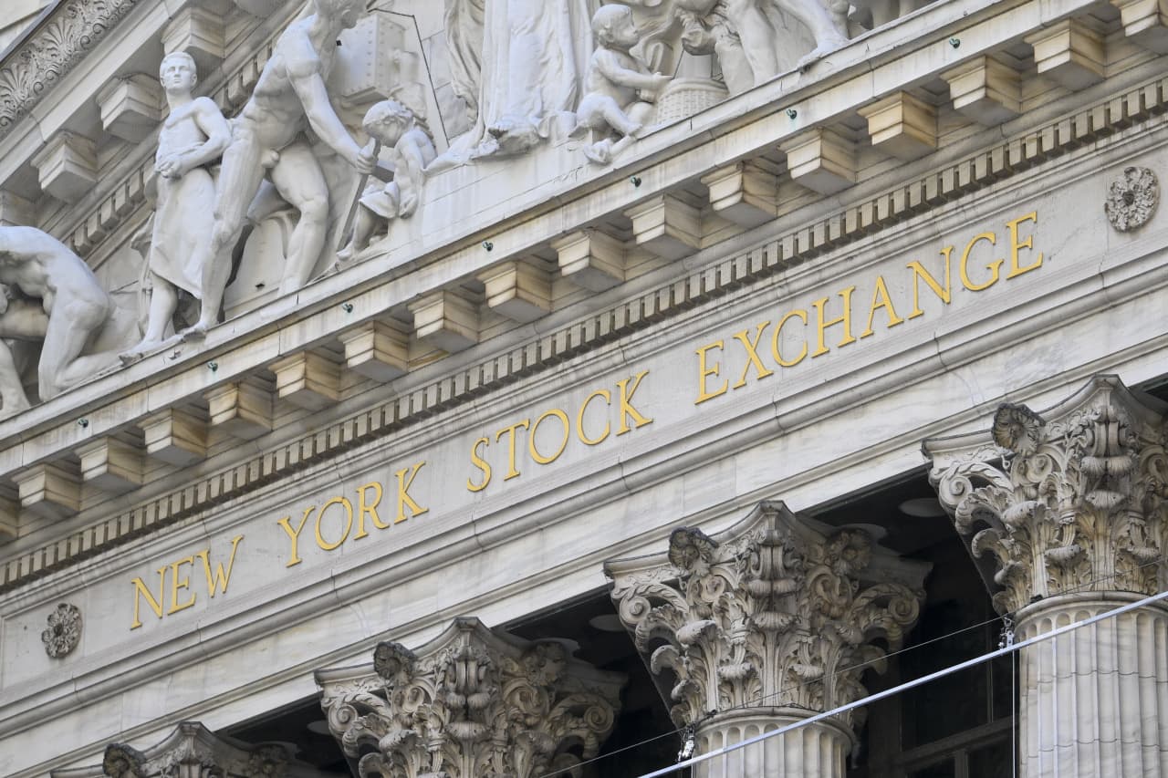 The AI trade is shifting from chip stocks to cybersecurity