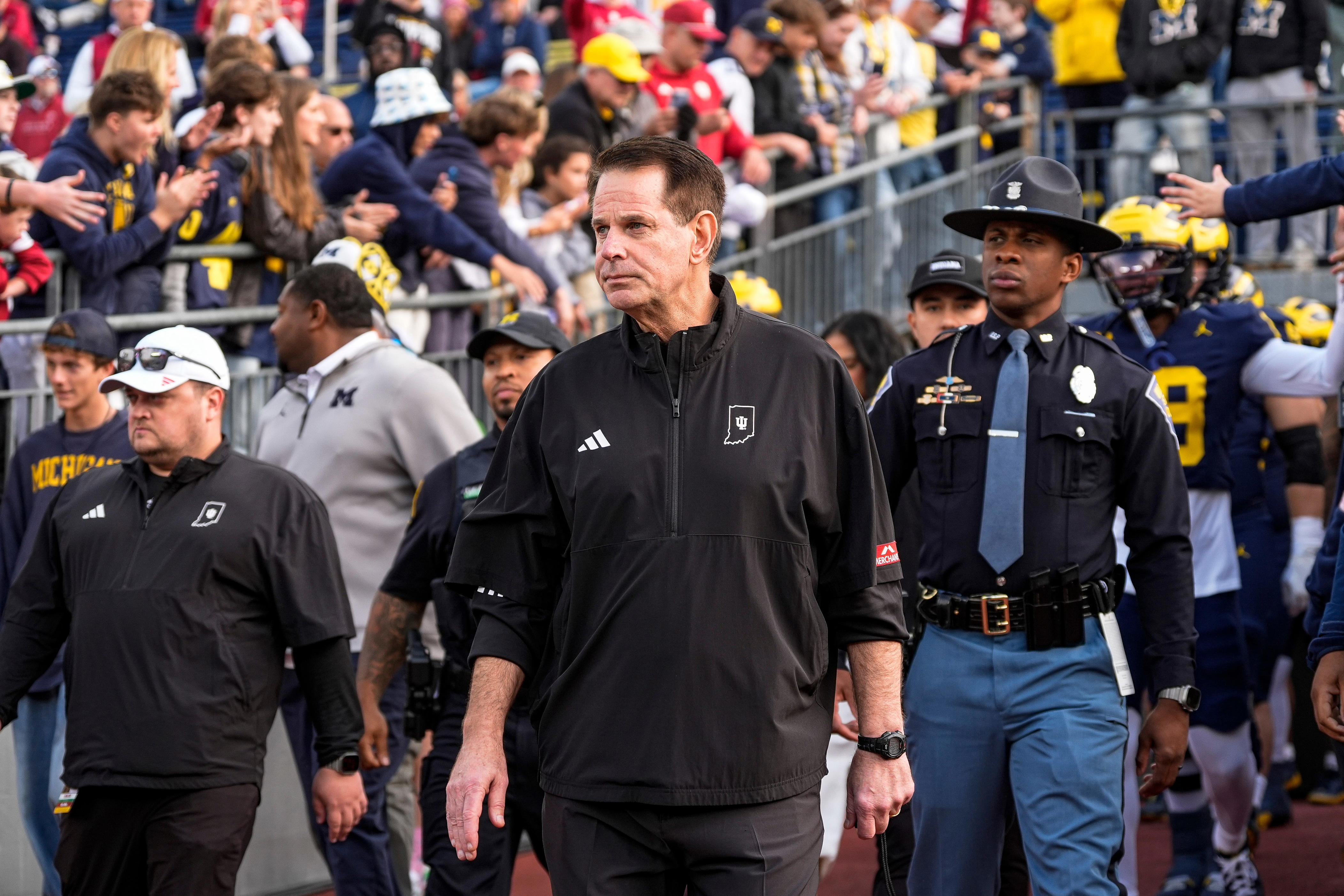 Indiana-Michigan football score live today: Mike Shanahan's offense starts