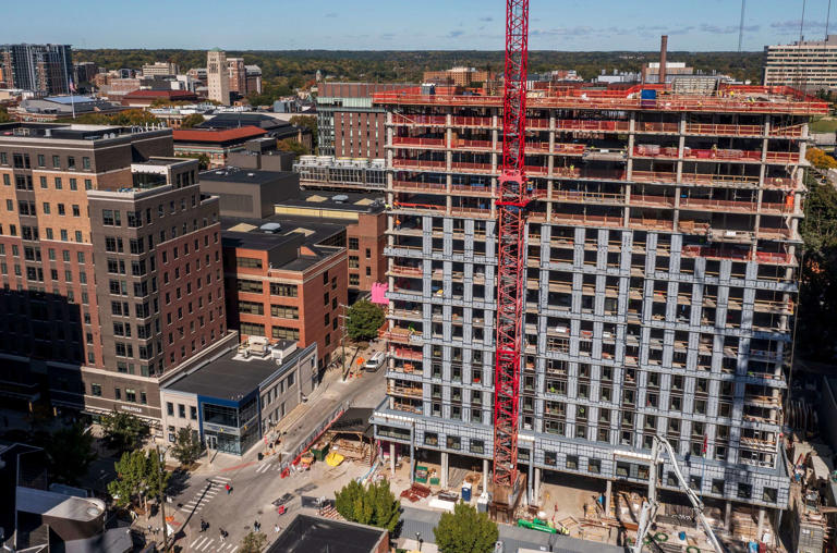 Another emotionless downtown: After years away, some Ann Arbor visitors ...