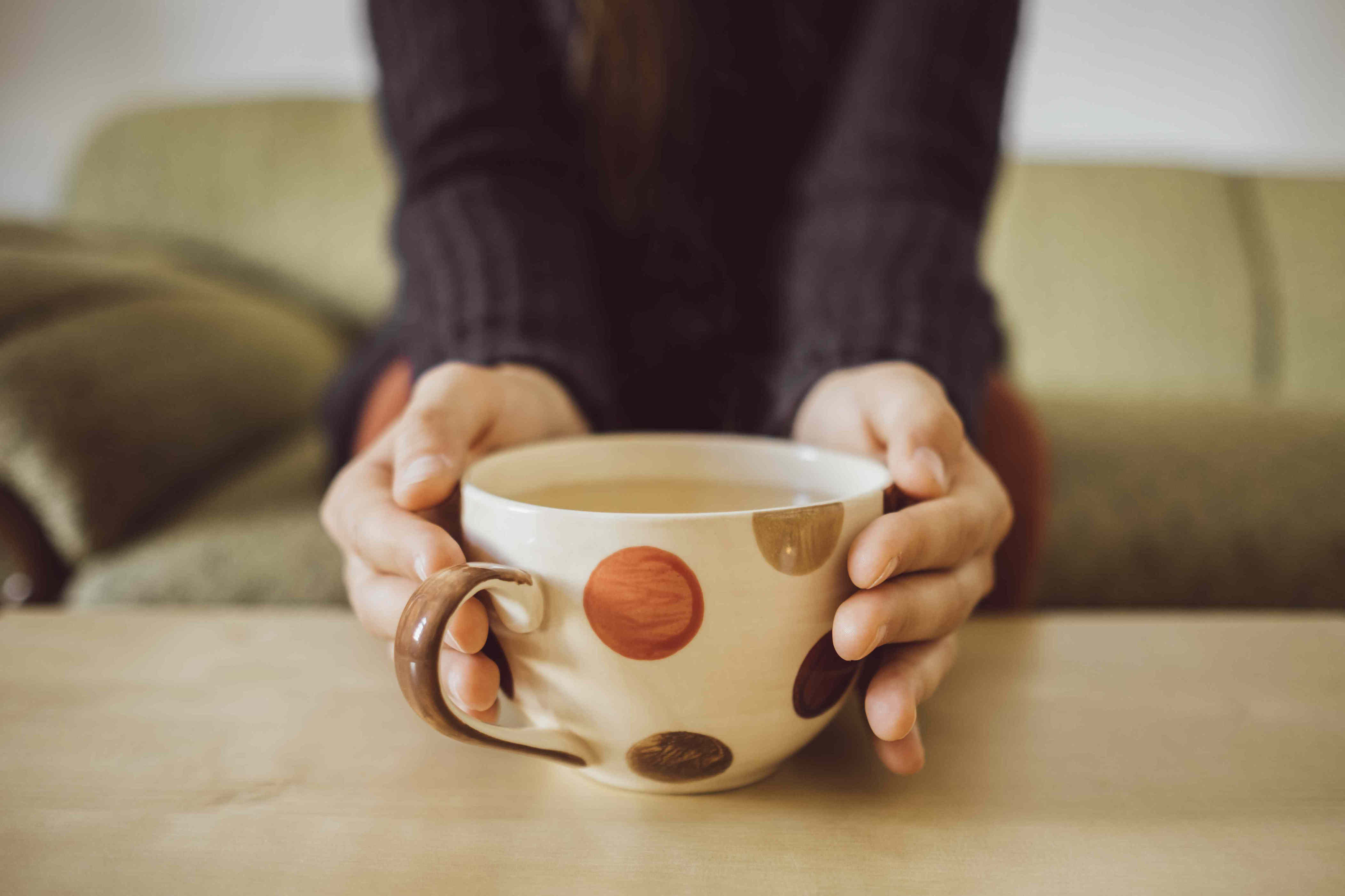 Are you drinking tea at the right temperature? New health research says ...