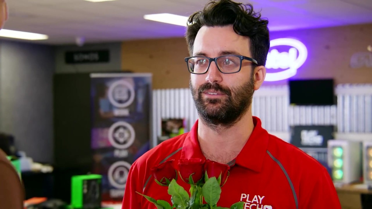 Adam accidentally tells a customer 'I love you'