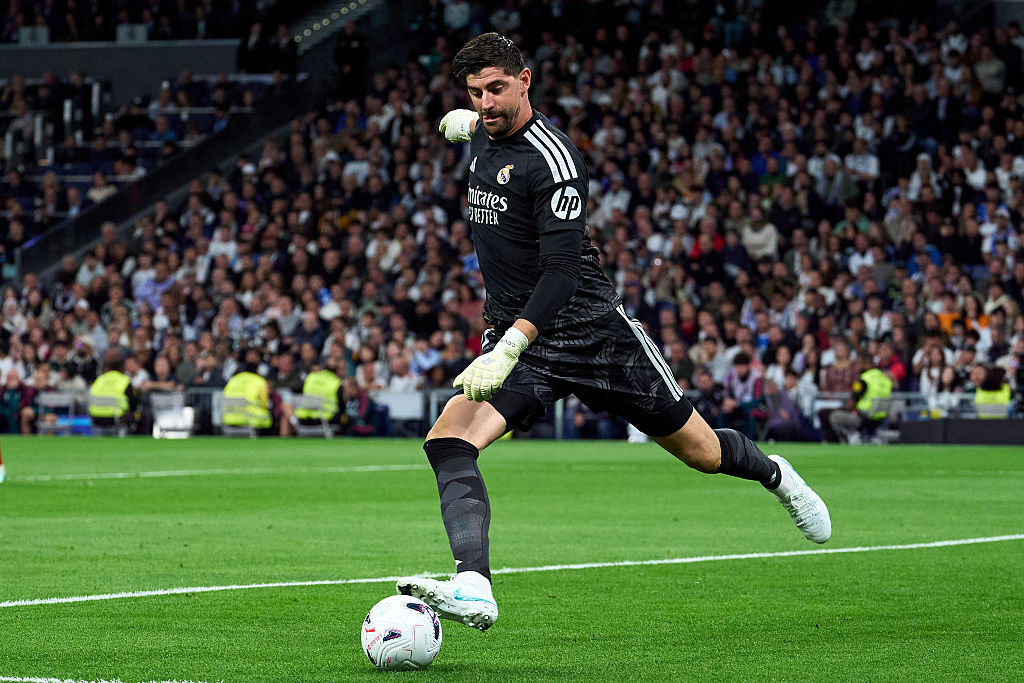 Courtois e la stoccata al Barcellona, alla vigilia del Clásico: 