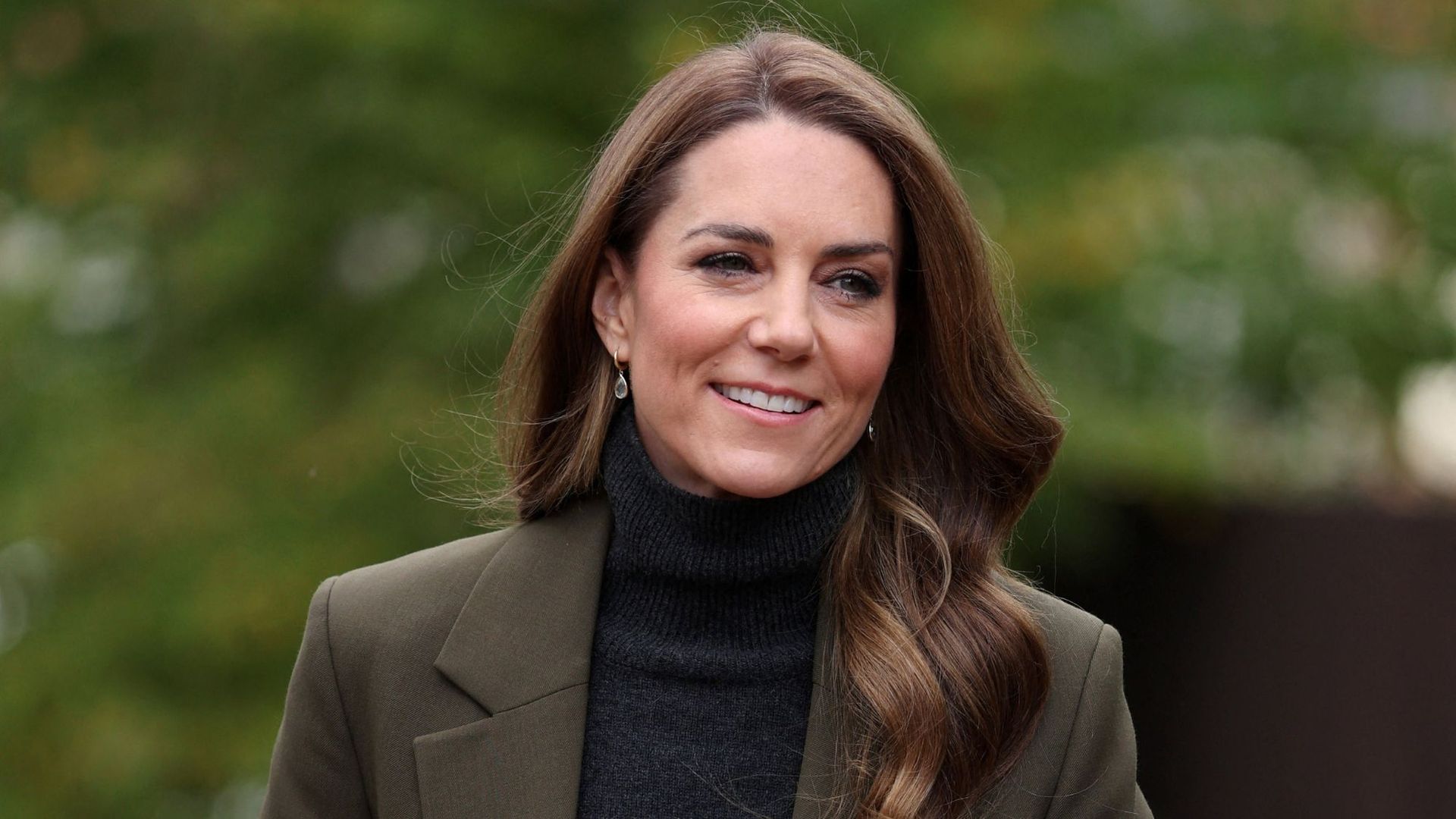 Kate Middleton sends subtle messages with her jewellery and these ...