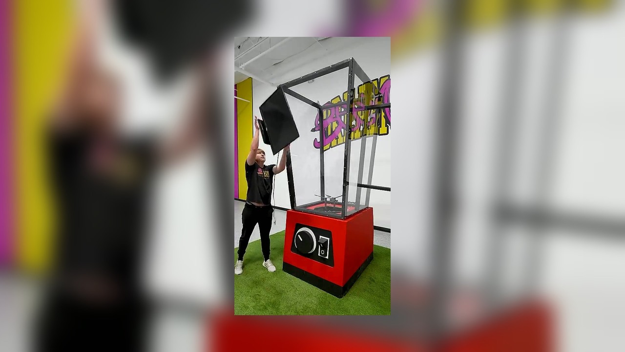 Matthew Beem's oversized blender