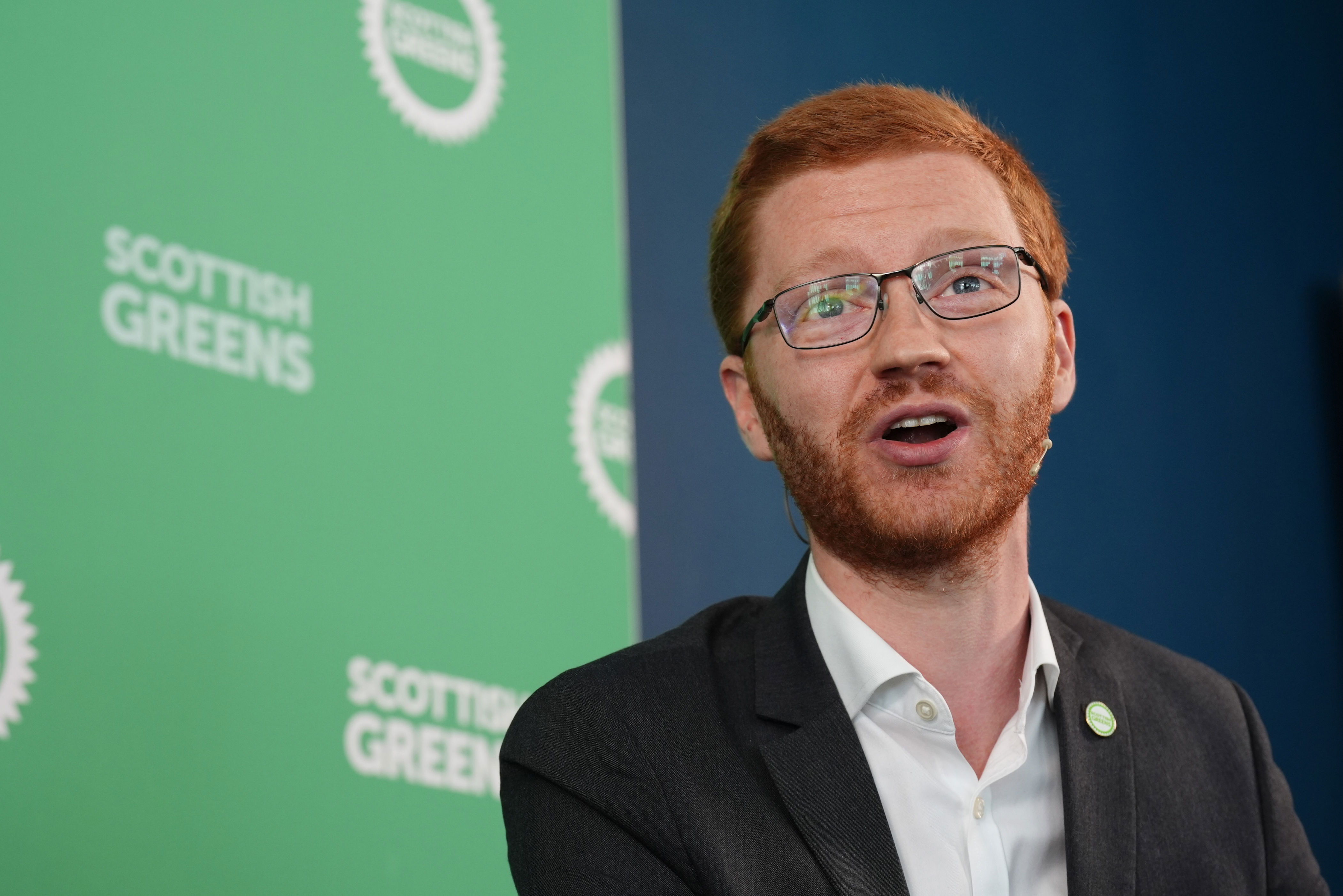 Scottish Greens promise ‘millennial rail card’ paid for by wealthy flyers