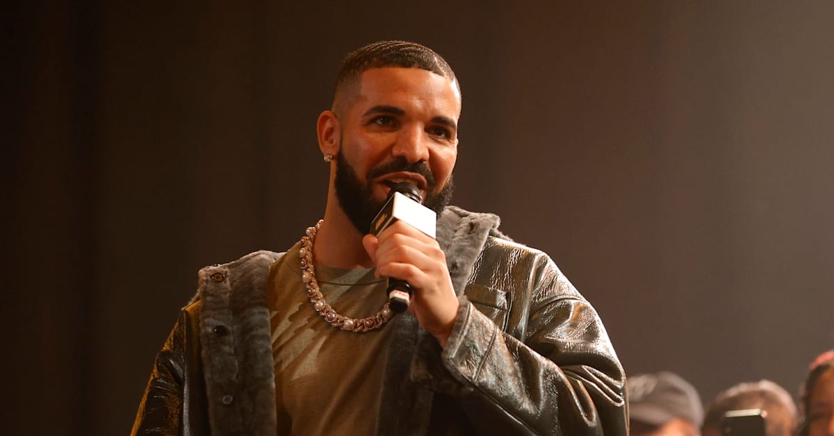 Watch Drake deliver sentimental 40th birthday speech: 'Tonight is about ...