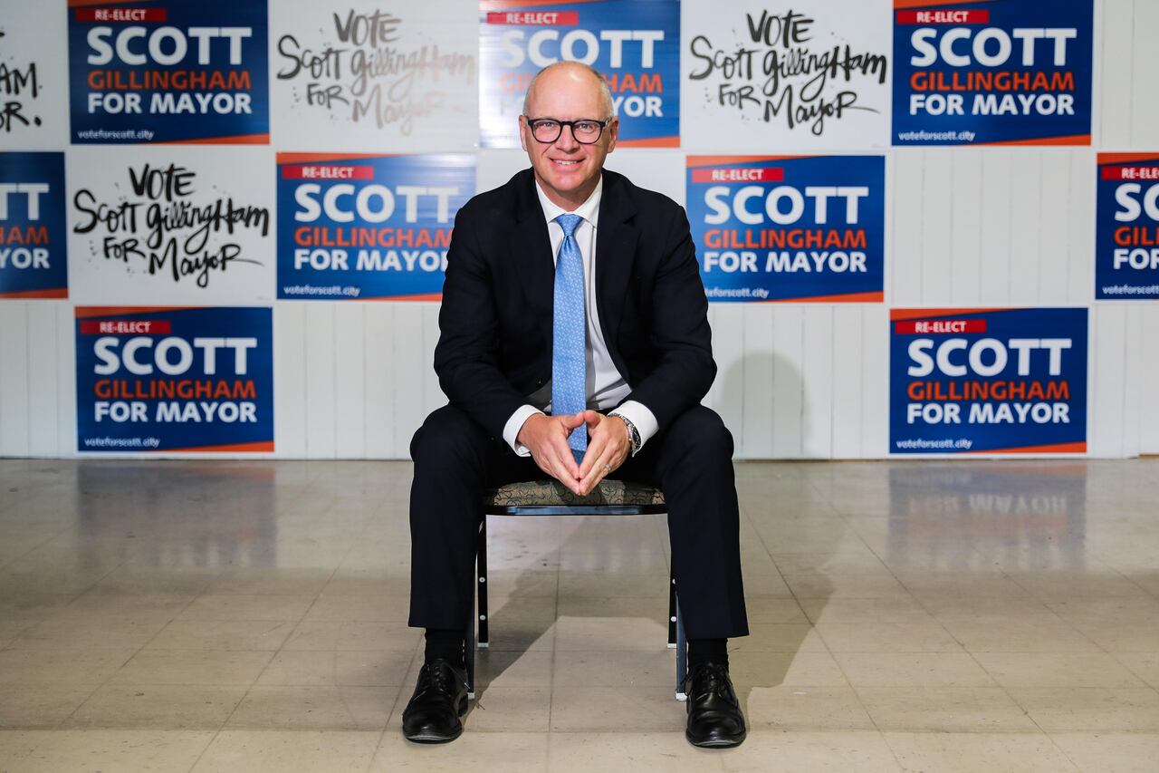 Gillingham remains leading choice for Winnipeg mayor despite 19-point ...