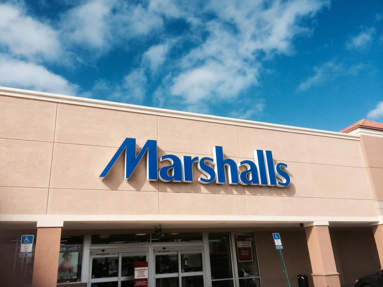 Marshalls is selling a $25 Eddie Bauer quilted vest, and it’s the ...