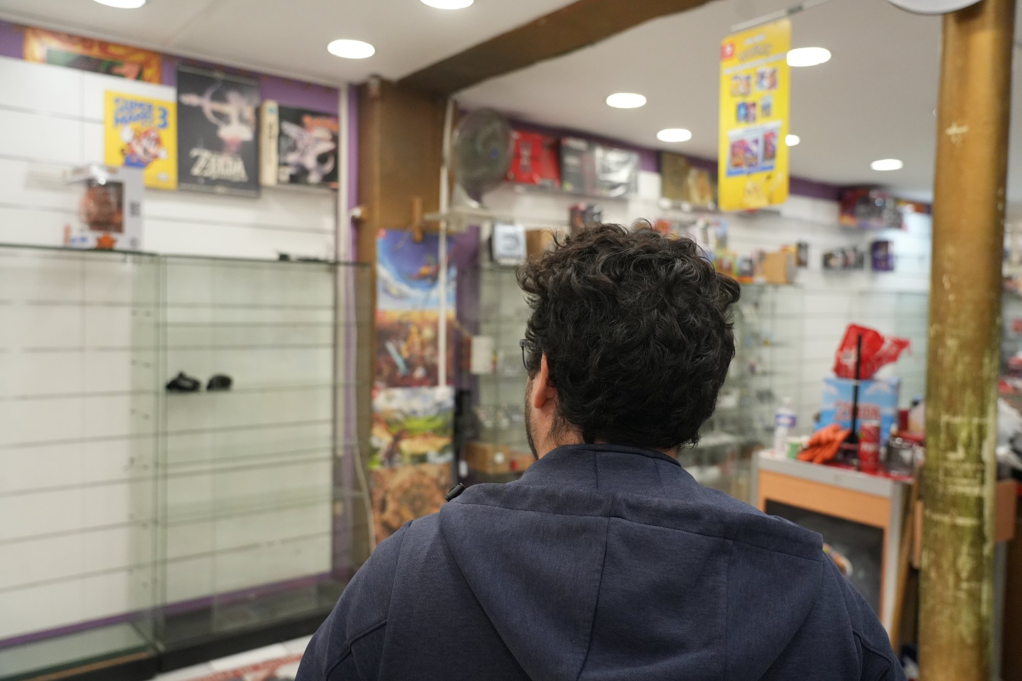 Hundrevis stormet butikken: – Dette er ikke demonstranter, det er ...