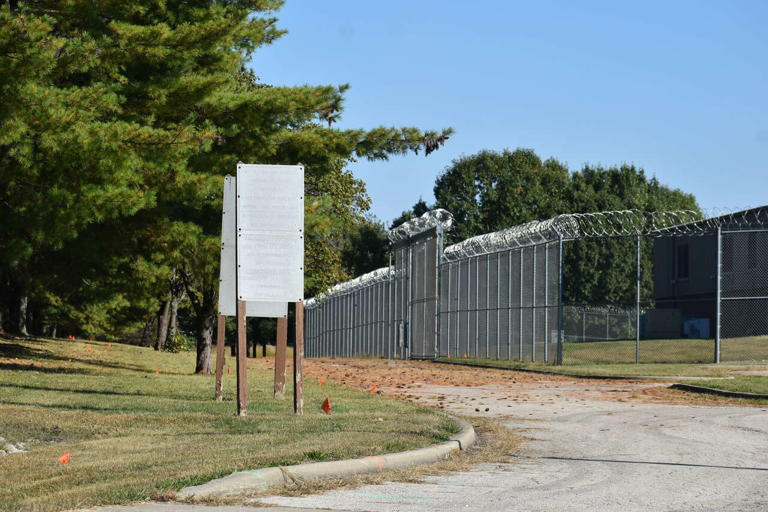 Greene County residents rally against closure of prison work camp