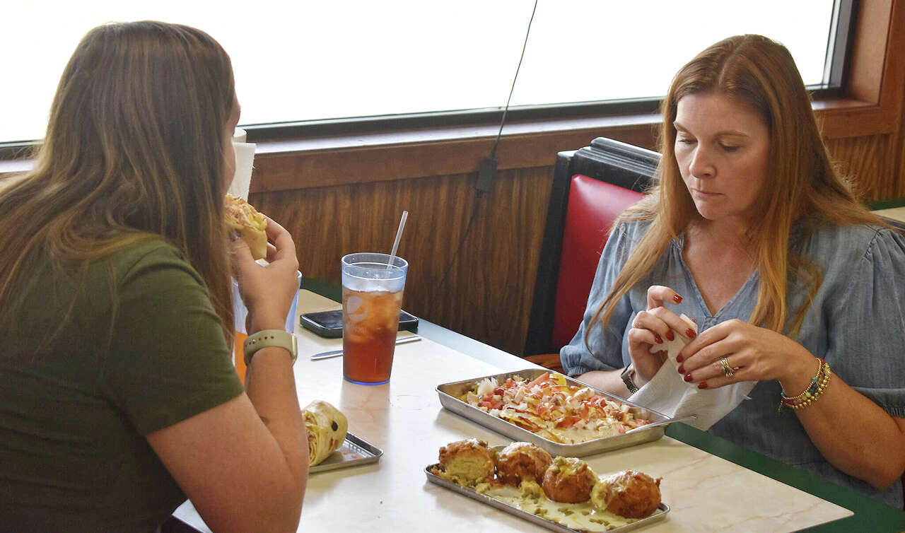 Jacksonville leaders track daytime dining shifts