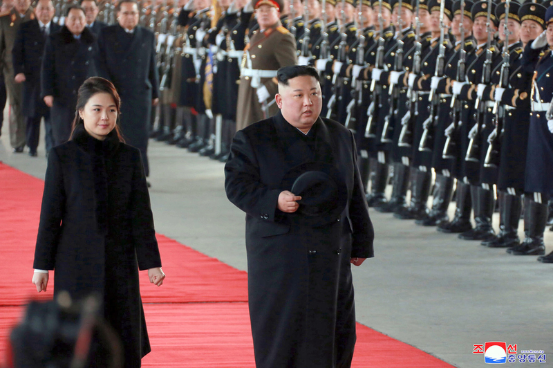 Severokorejský vůdce Kim Čong-un je na návštěvě Číny, uvedl Jonhap