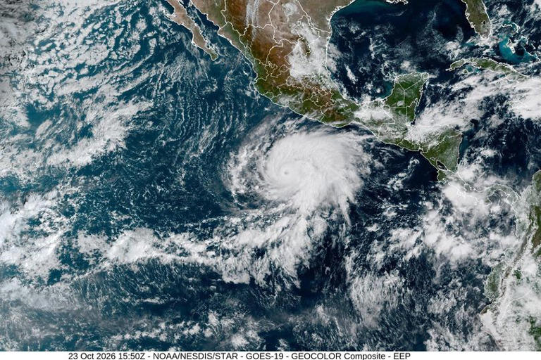 Hurricane Vance intensifies as storm sees vice president ridiculed with ...