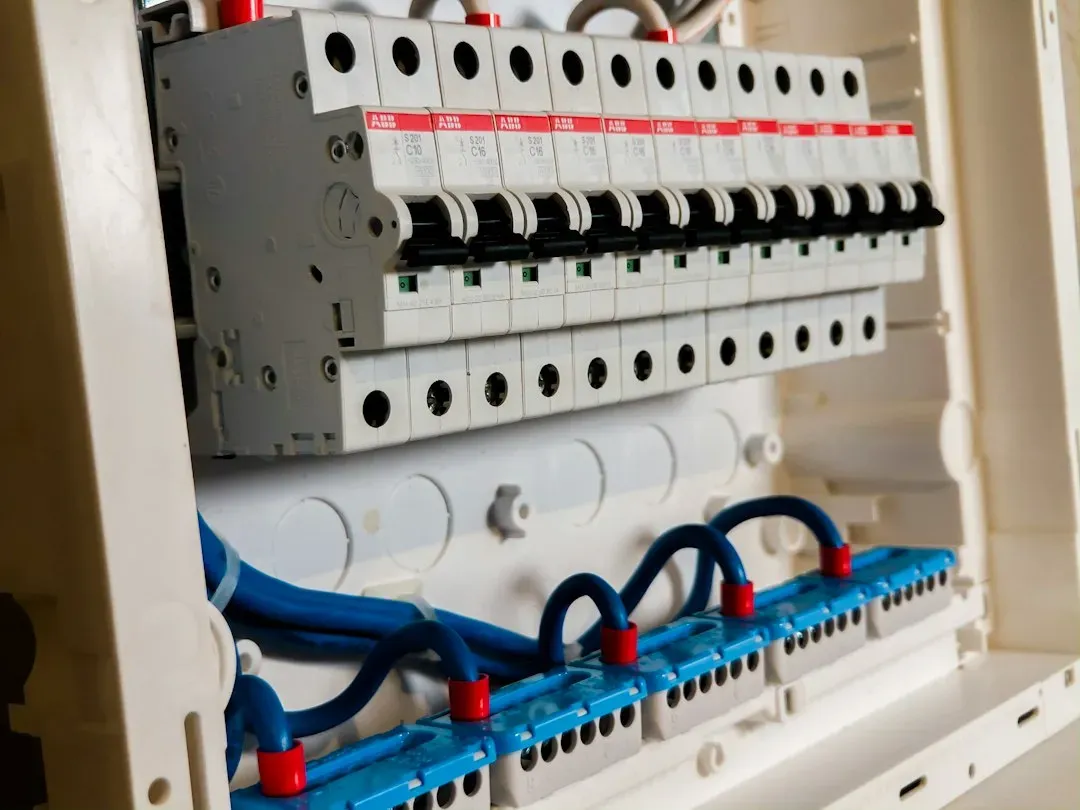 7 signs your home’s electrical panel may need an upgrade, from ...