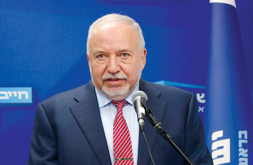 Israel's opposition weighs minority coalition as Bennett, Liberman ...