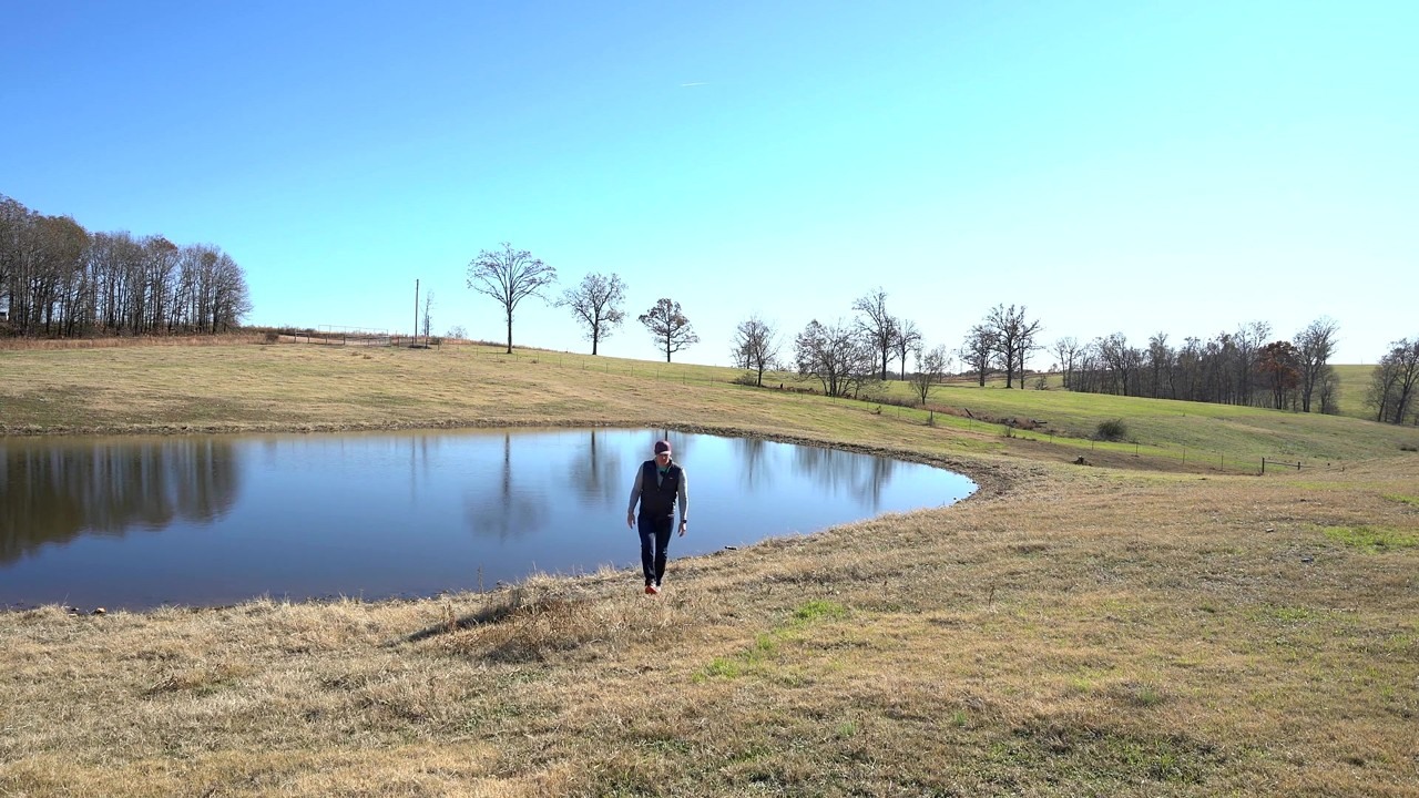 A 350-yard golf hole plan on 50 acres