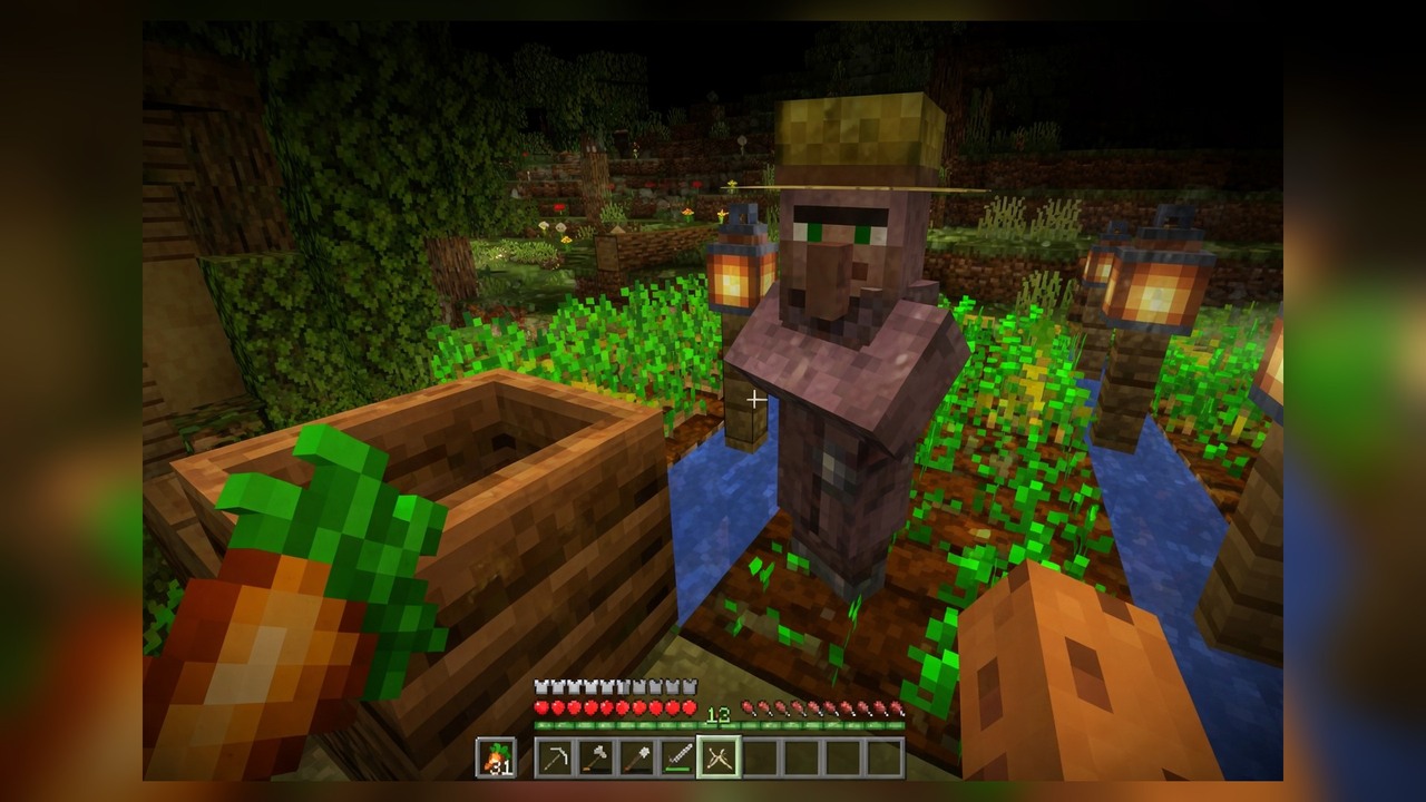aCookieGod survives 100 days in a round Minecraft world
