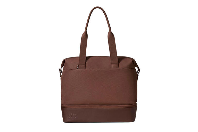 This Spacious Weekender Bag Fit All My Carry-On Essentials for Iceland ...
