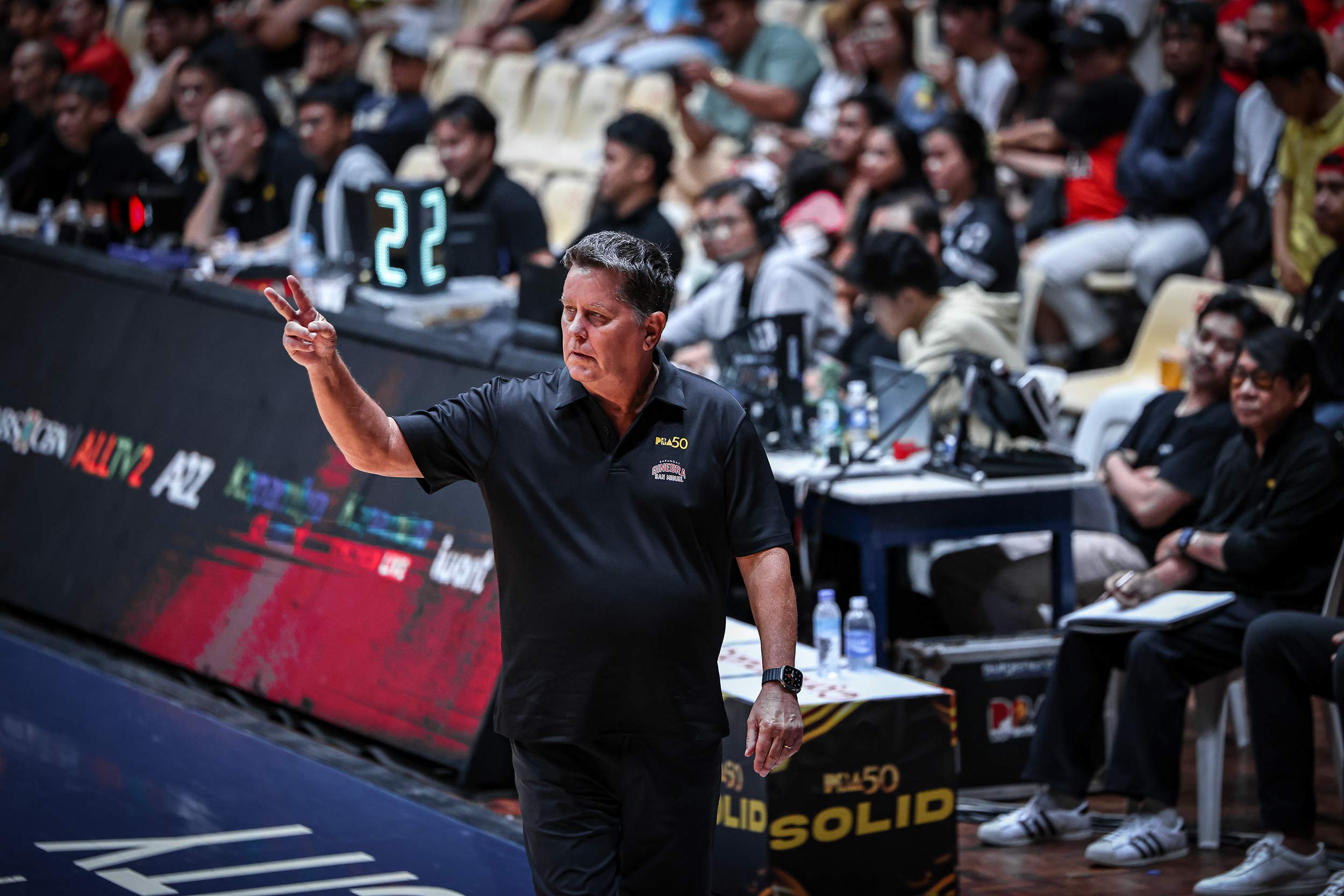 PBA: Tim Cone, Ginebra face consuelo de bobo duel vs San Miguel