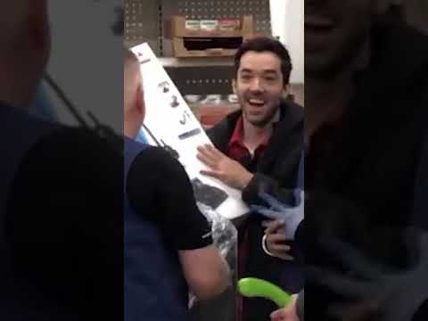 Teleporting shopping prank💀🤯