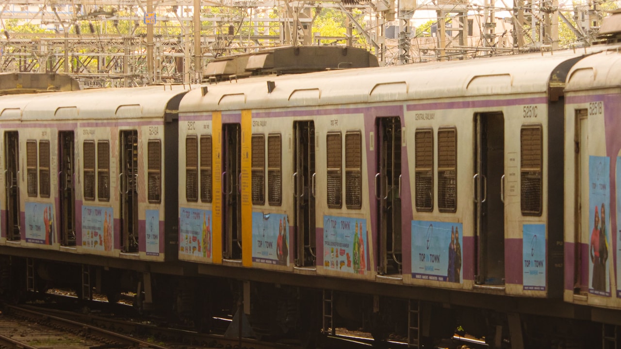 Power bank triggers fire in ladies' coach of Mumbai local train; no ...