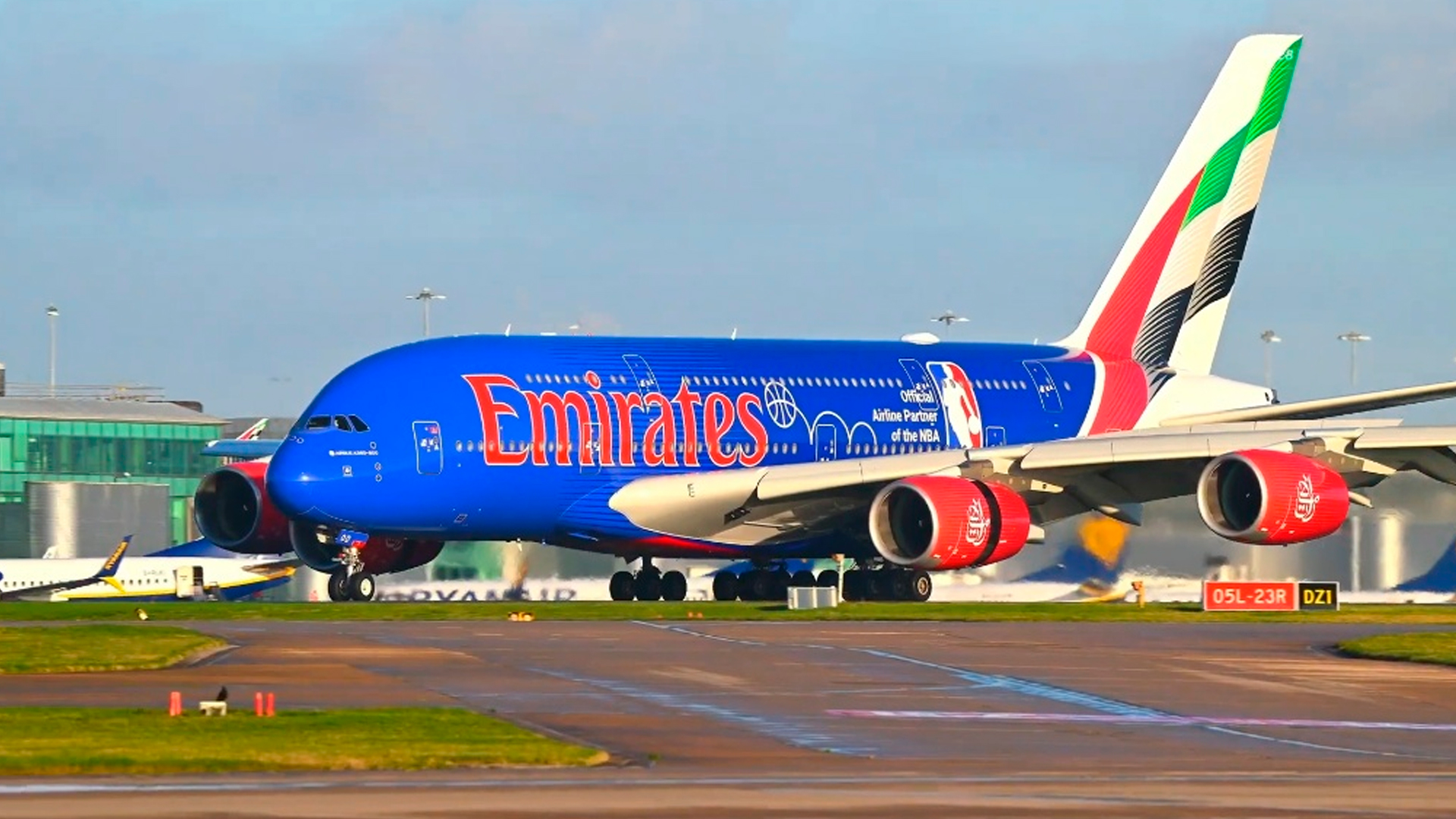 A330 go-around and runway 05R inspection