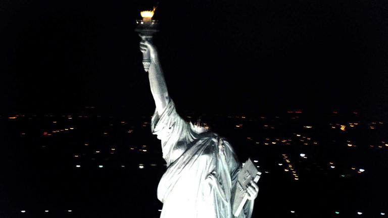 Cloverfield turns a monster attack into an intimate New York story