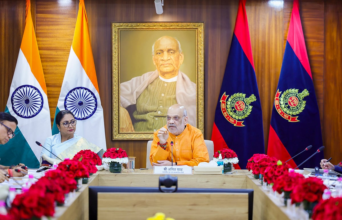 Amit Shah reviews Delhi Police preparedness amid protests, focuses on ...