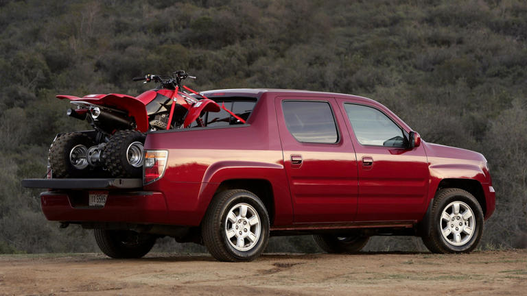 Listen to the OG Honda Ridgeline’s lead designer drop some crazy lore