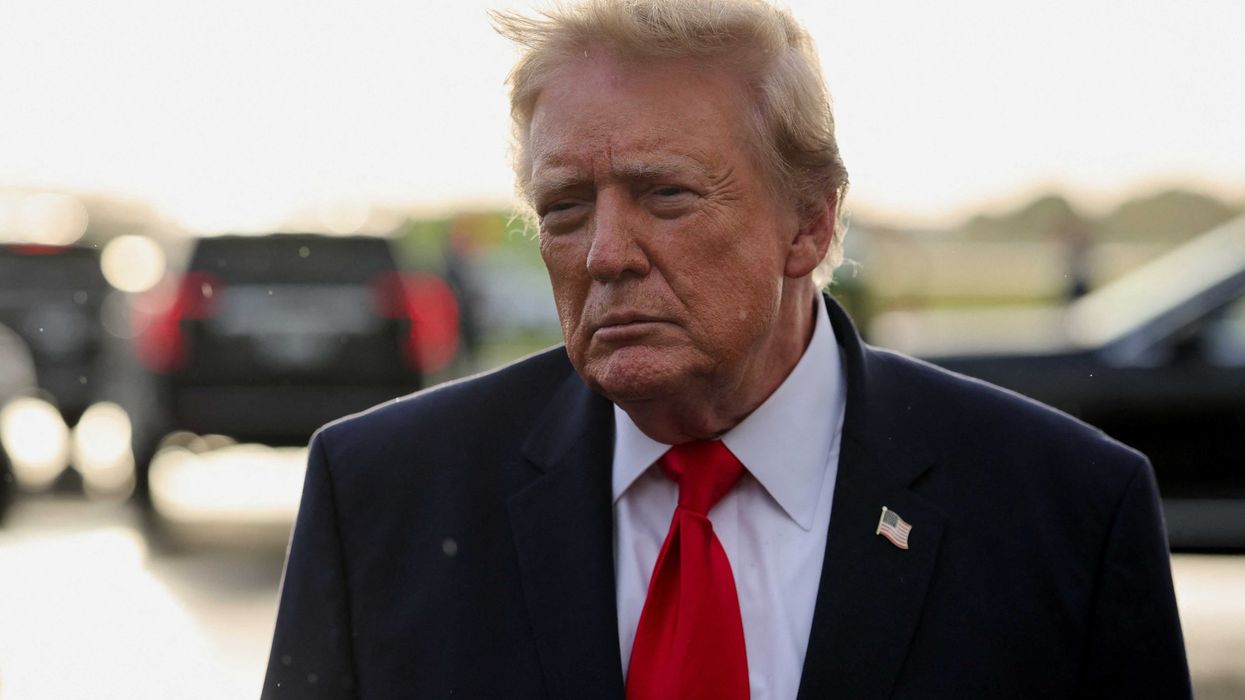 Heads spin as Trump sounds like hell and could barely speak ahead of major rally