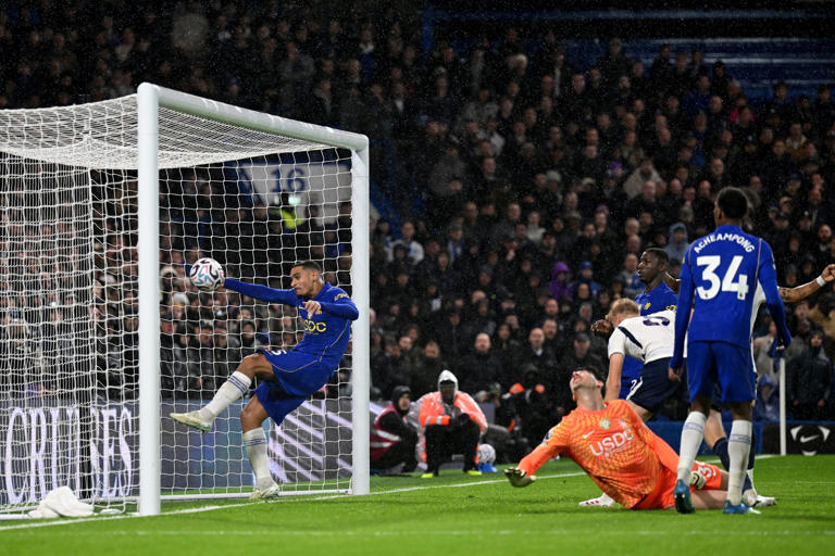 Palmer lights the fuse as Chelsea implode in derby defeat by Spurs