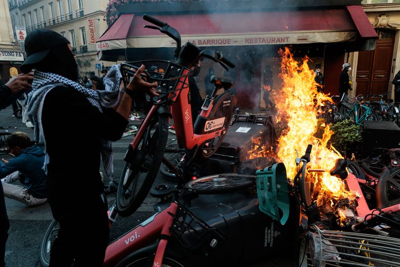NFL forced to take drastic action in Paris amid protests and civil unrest