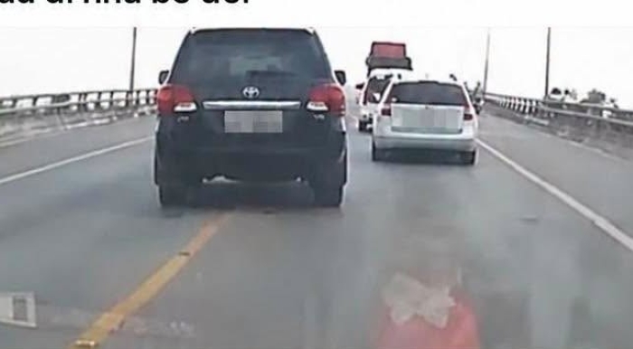 Lái ô tô vào làn ngược chiều, nữ tài xế ở Hải Phòng bị xử phạt
