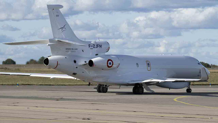 Archange: new French intelligence aircraft makes first landing at Évreux