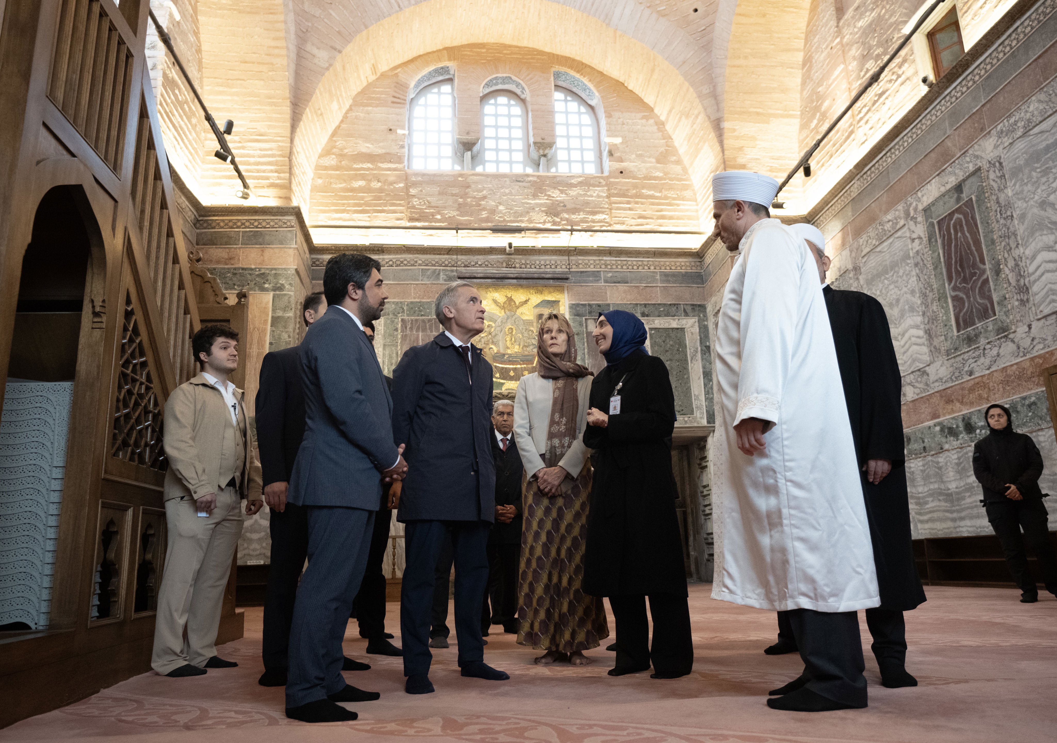 Carney visits Istanbul's Kariye Mosque